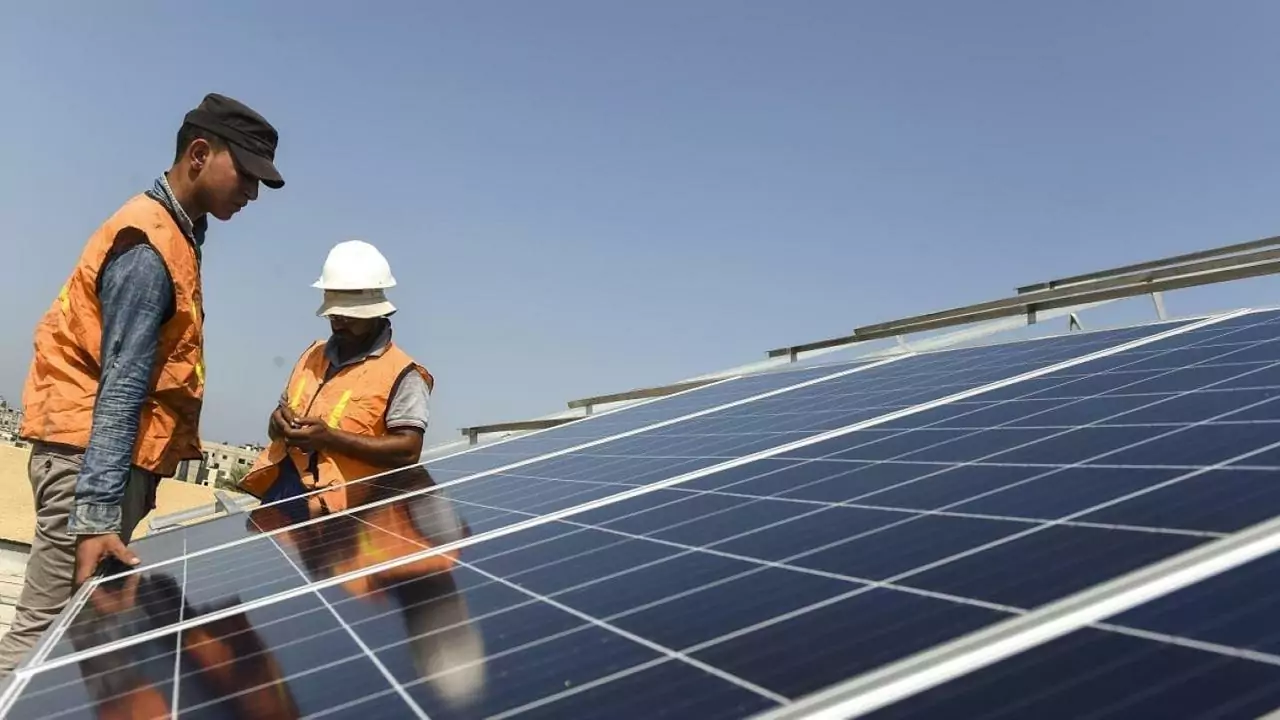 Egypt Embarks On Constructing Solar Power Stations Valued at USD20 Million