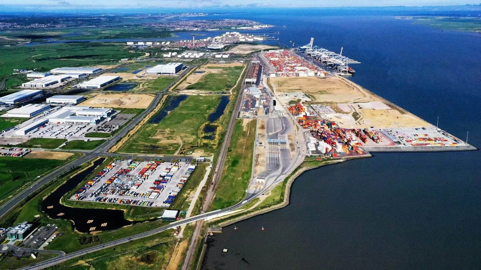 DP World’s UK port Investment Moves Forward As Planned