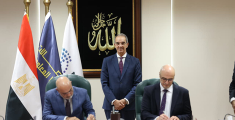 Egypt’s NTRA Licenses 7 Automotive Companies to Launch IoT Vehicle Services