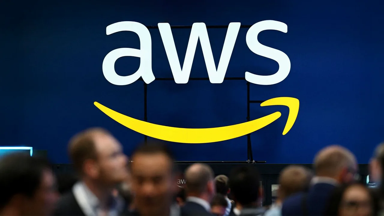 AWS Outage Disrupts Snapchat, Canva and More 
