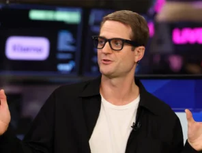 AI Replacement Failed at Klarna Yet CEO Warns of AI-Driven Job Cuts