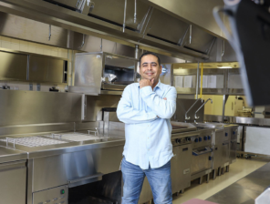 Oman’s KitchenomiKs Raises USD 6.7M to Expand Satellite Kitchens