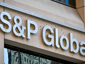 S&P Raises Egypt’s Credit Rating to “B”