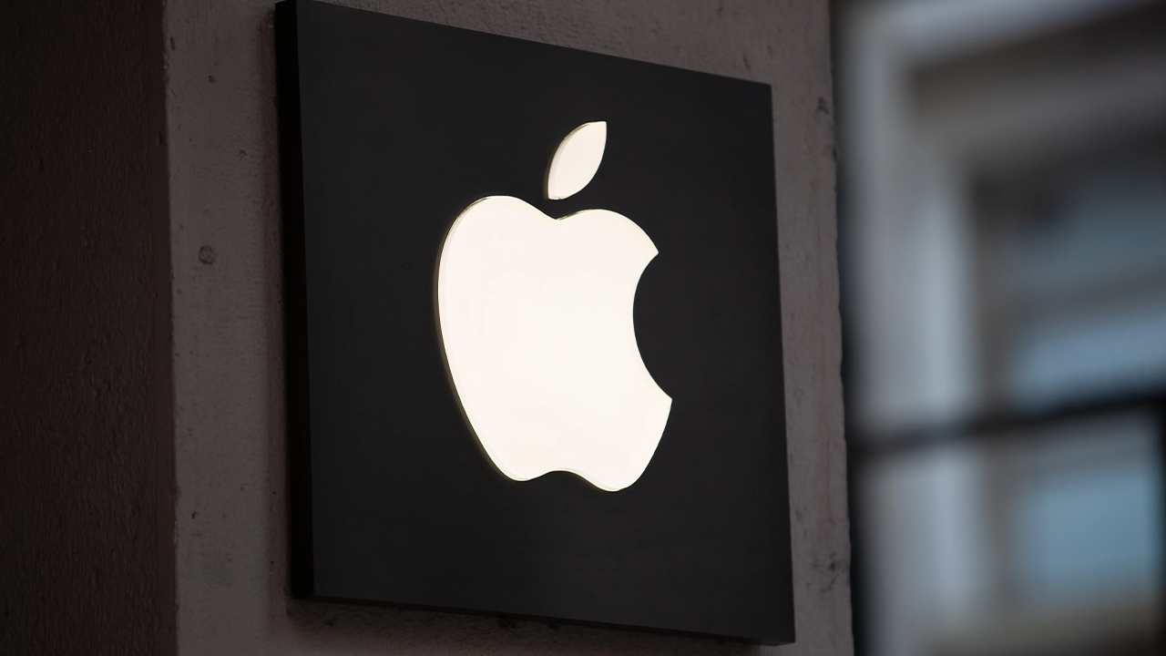 Apple Jumps Into the AI Wearables Race