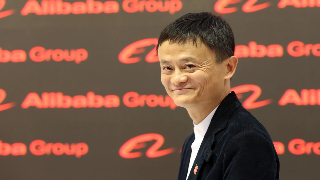 Alibaba Unveils New Qwen AI Model as China’s AI Race Intensifies