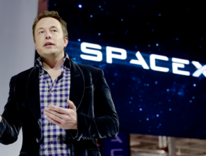 Musk Weighs SpaceX–xAI Merger Ahead of Potential IPO