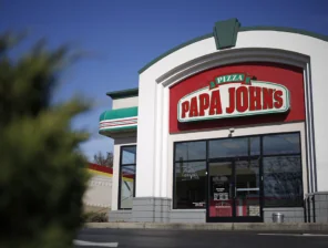 Qatari-Backed Irth Capital Makes USD 1.5B Bid to Take Papa John’s Private
