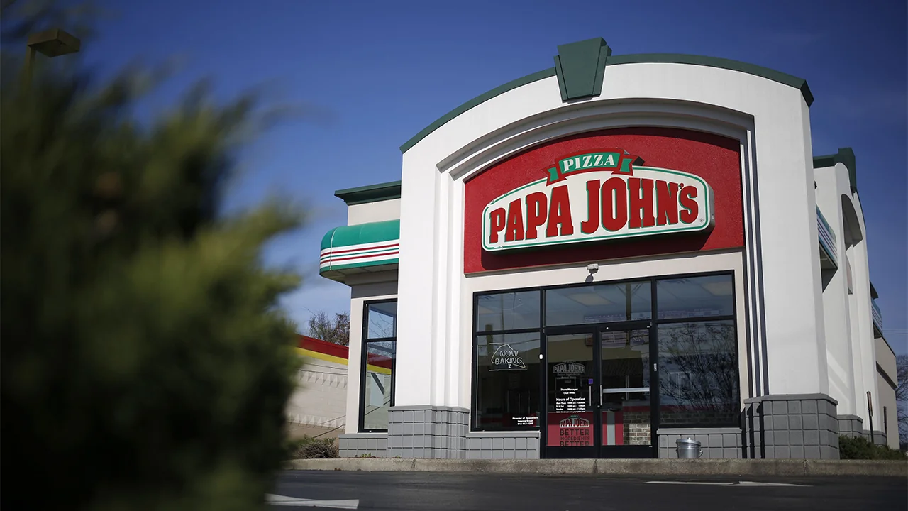 Qatari-Backed Irth Capital Makes USD 1.5B Bid to Take Papa John’s Private