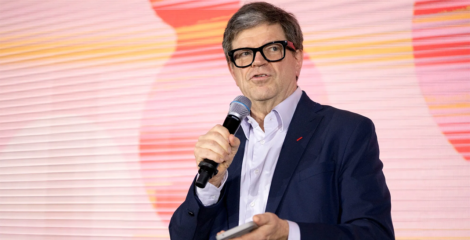 Shorooq Backs Yann LeCun’s $1 Billion Bet to Rebuild AI From Scratch