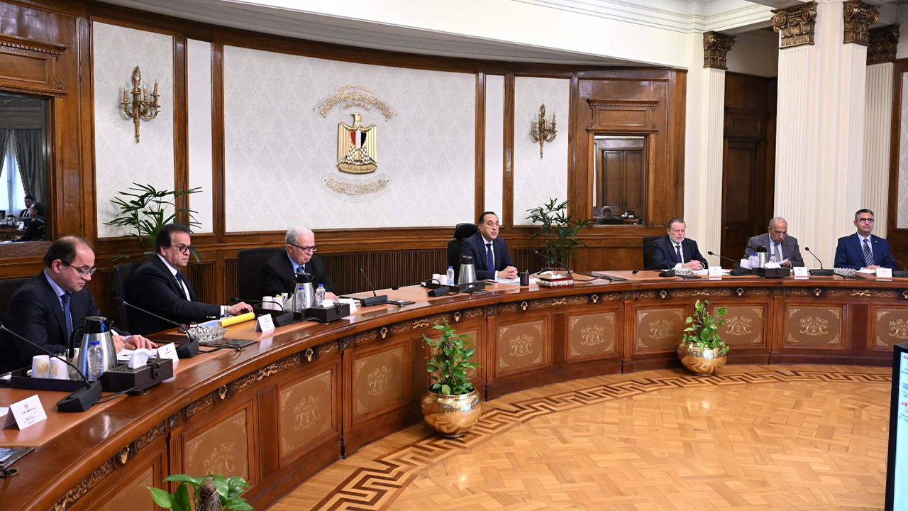 Egypt Restores Normal Business Hours & Launches Solar Energy Transition Initiative