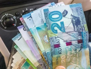 Kuwait Caps Cash Payments at KWD 10 for Select Sectors. Informal Transactions Are Being Pushed Into the System.