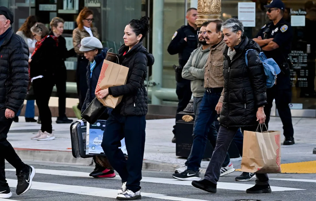 America’s Wealth Gap Hits a Record High. The Top 1% Now Holds as Much as the Bottom 90%