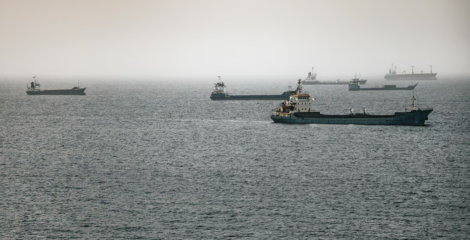 Oil Falls Below Pre-Conflict Levels Amid Recovery in Gulf Shipments